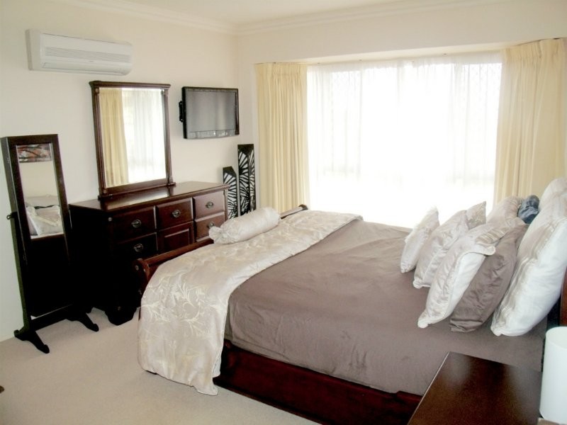 107 Armstrong Way, Highland Park QLD 4211