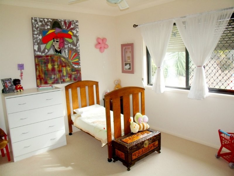 107 Armstrong Way, Highland Park QLD 4211