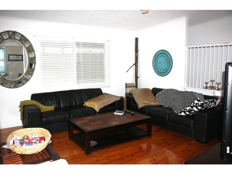 19 Cawthray Street, Biggera Waters QLD 4216