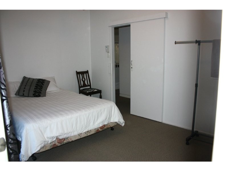 19 Cawthray Street, Biggera Waters QLD 4216