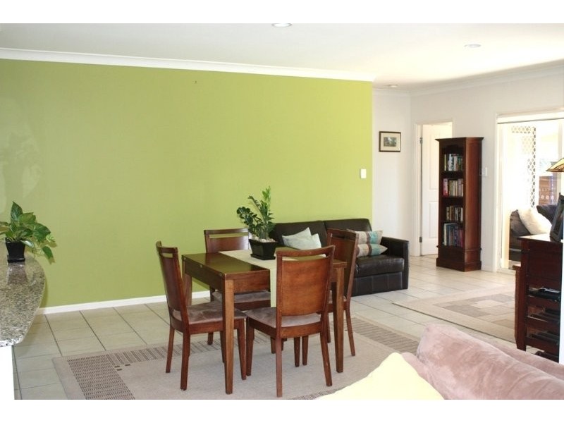 21 Gardendale, Burleigh Waters QLD 4220