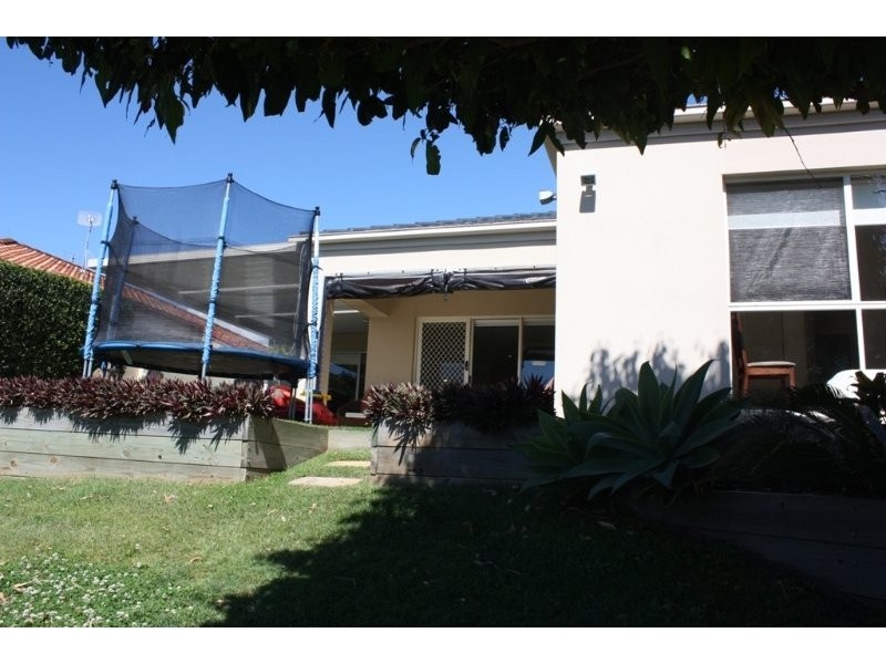 21 Gardendale, Burleigh Waters QLD 4220