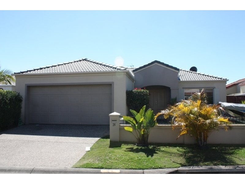 21 Gardendale, Burleigh Waters QLD 4220