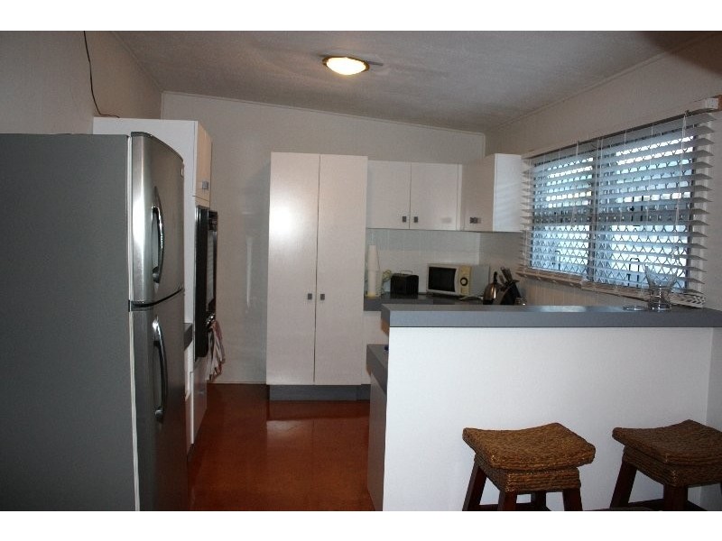 19 Cawthray Street, Biggera Waters QLD 4216