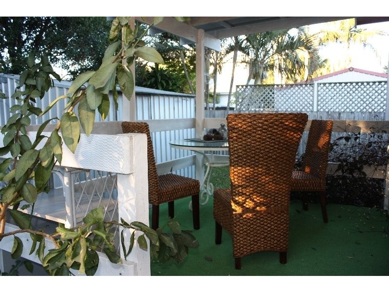 19 Cawthray Street, Biggera Waters QLD 4216