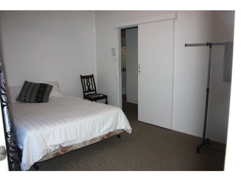 19 Cawthray Street, Biggera Waters QLD 4216