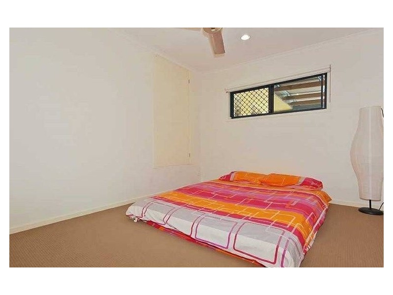 4A Viburnum, Varsity Lakes QLD 4227