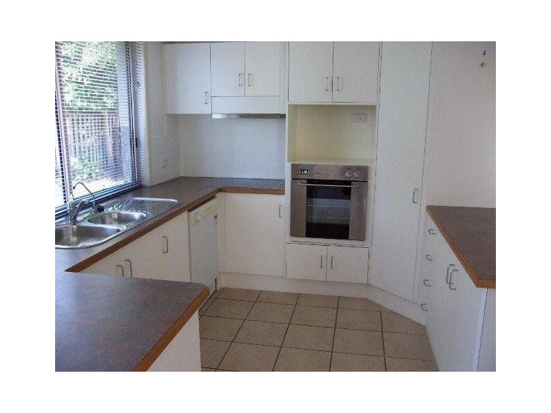 25 Lefroy Dve, Coombabah QLD 4216