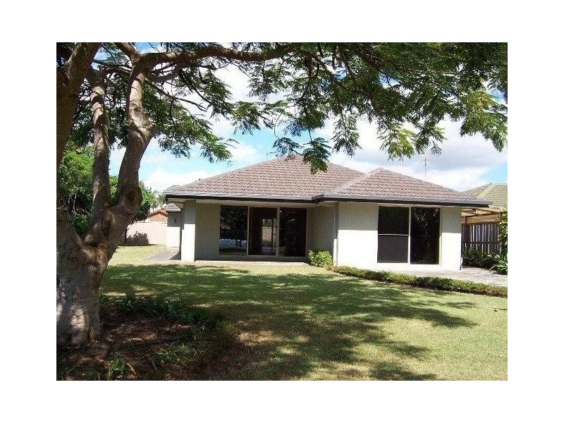 25 Lefroy Dve, Coombabah QLD 4216