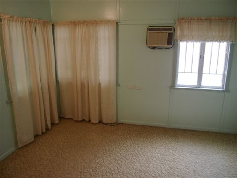 Wandal QLD 4700