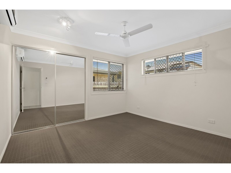 16 Bolsover Lane, Rockhampton City QLD 4700