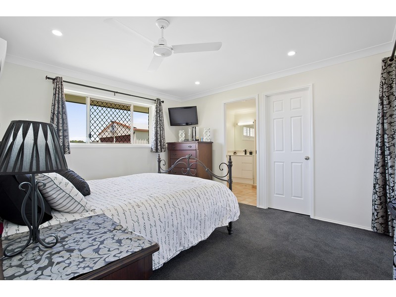 122 Angela Road, Rockyview QLD 4701