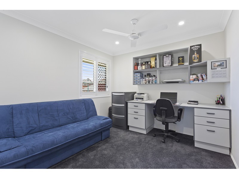 122 Angela Road, Rockyview QLD 4701