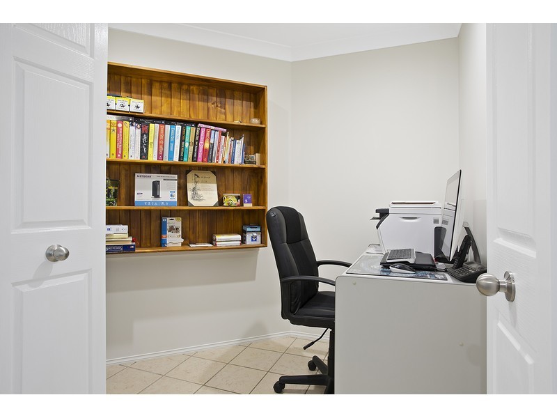 122 Angela Road, Rockyview QLD 4701