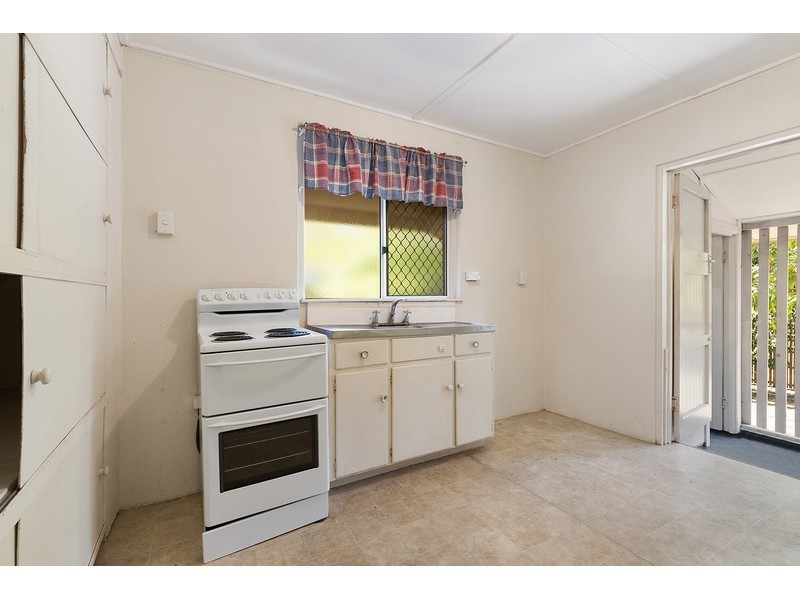 204 Elphinstone Street, Berserker QLD 4701