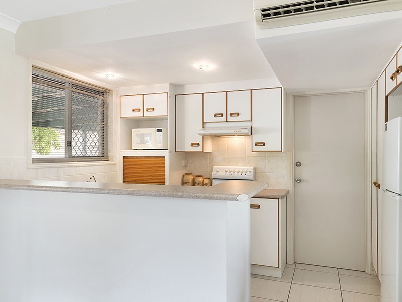 24/100 Victoria Place, Berserker QLD 4701