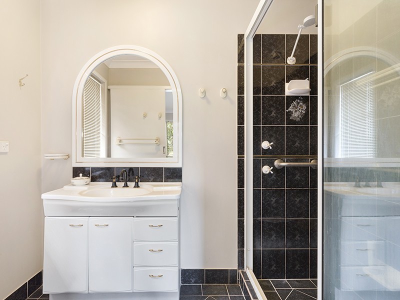 24/100 Victoria Place, Berserker QLD 4701