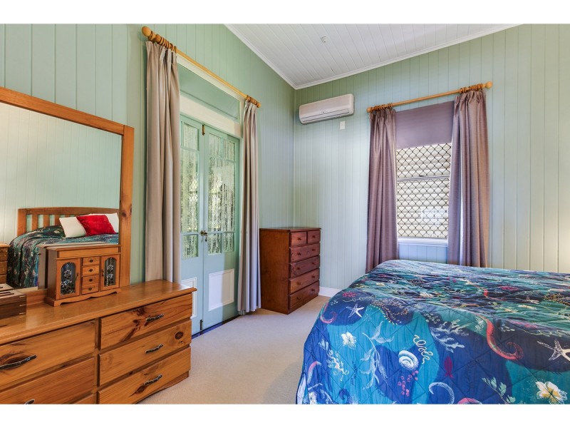 8 Lamington Street, The Range QLD 4700