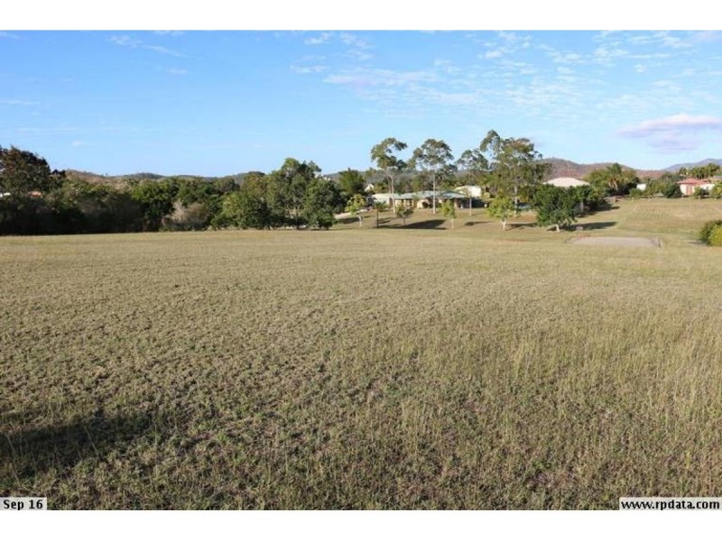 150-152 Angela Road, Rockyview QLD 4701