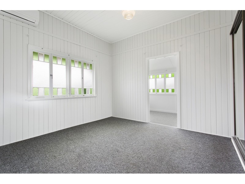 19a Main Street, Park Avenue QLD 4701