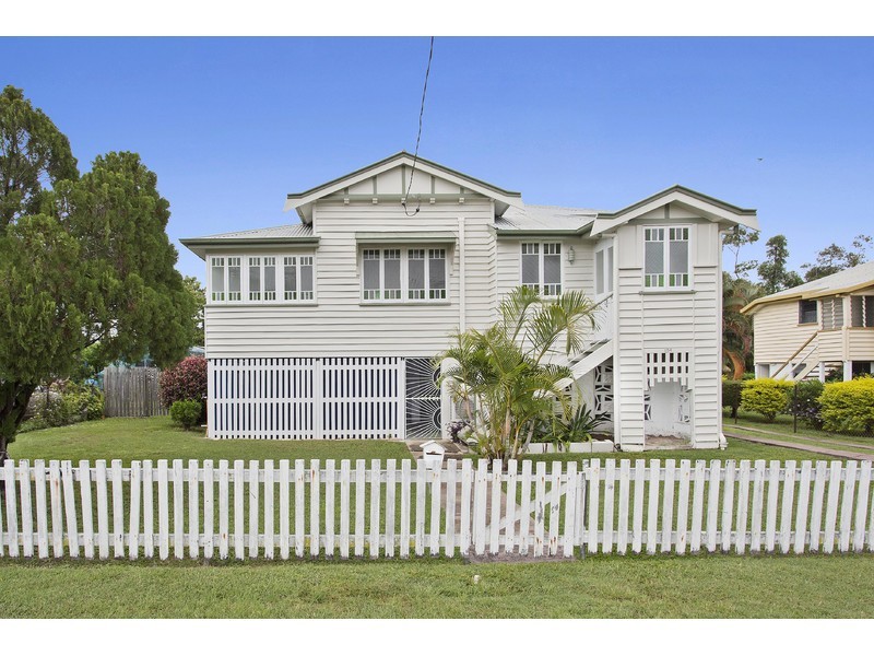 19a Main Street, Park Avenue QLD 4701