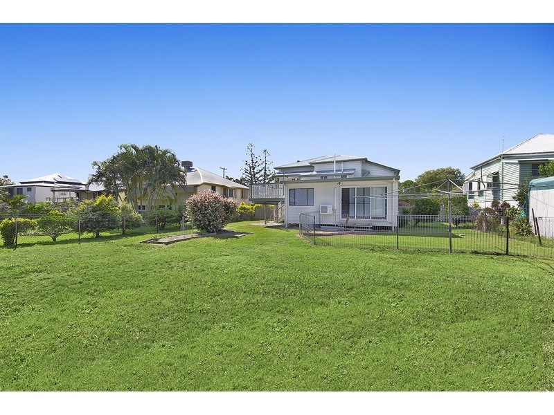 19a Main Street, Park Avenue QLD 4701