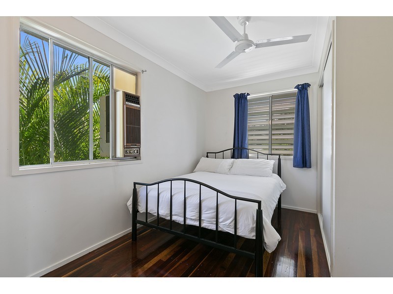 4 McCamley Street, The Range QLD 4700