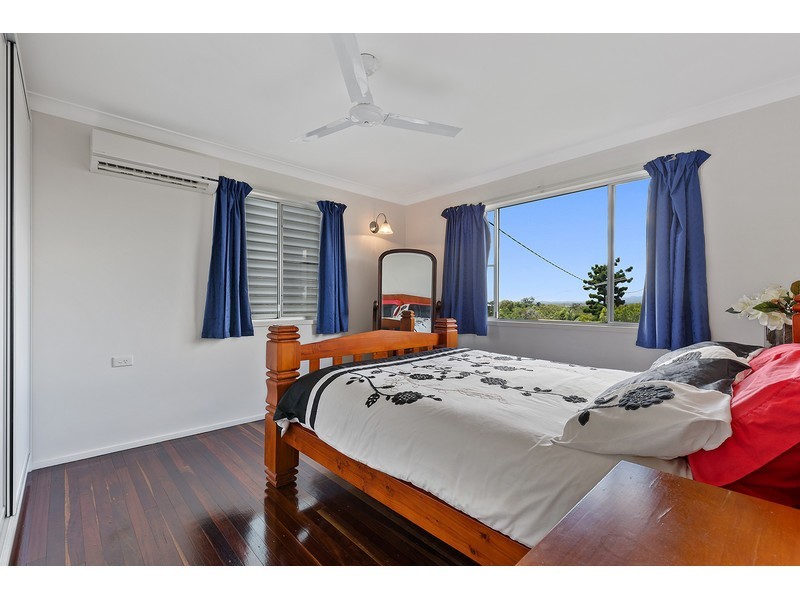 4 McCamley Street, The Range QLD 4700