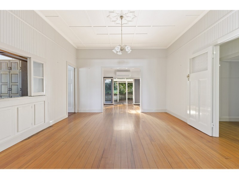 10 Dagmar Street, The Range QLD 4700