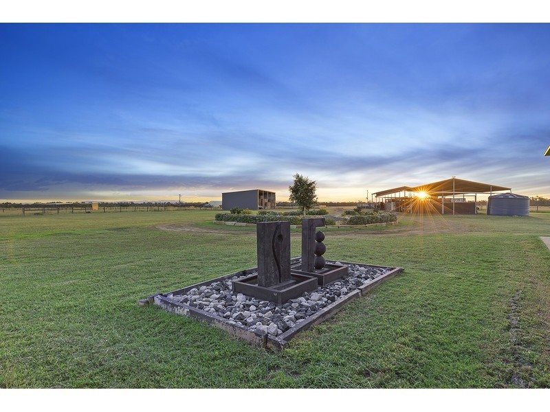 400 South Yaamba Road, Alton Downs QLD 4702