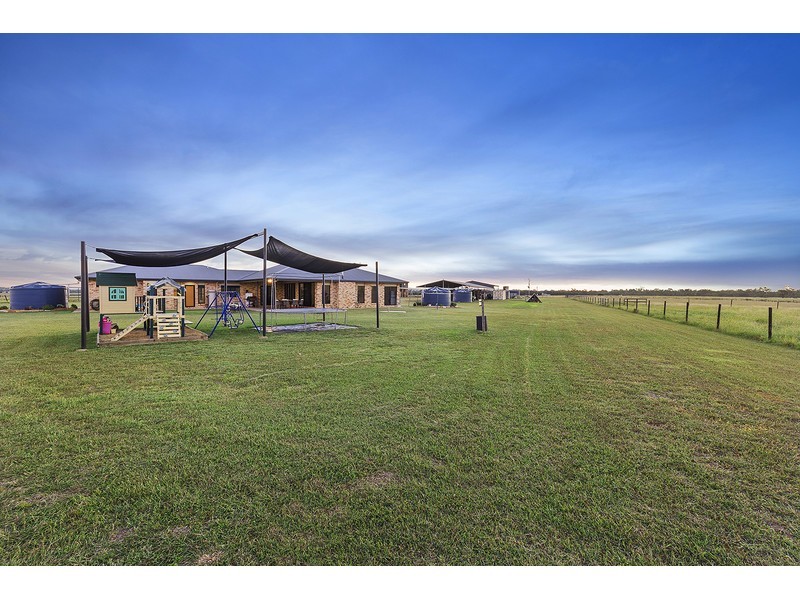 400 South Yaamba Road, Alton Downs QLD 4702