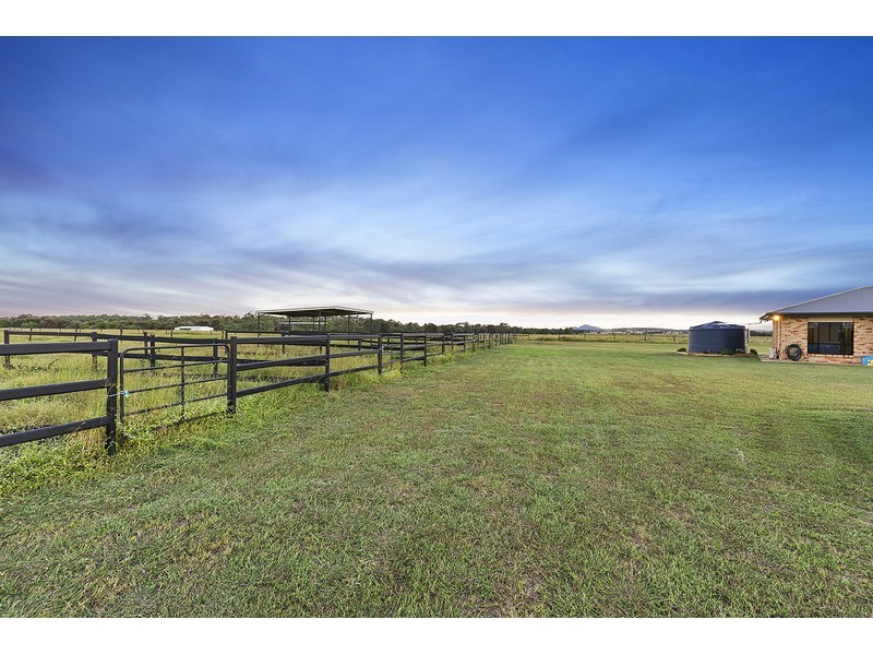 400 South Yaamba Road, Alton Downs QLD 4702