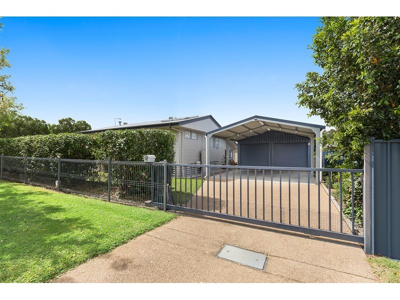 229 Hennessy Street, Koongal QLD 4701