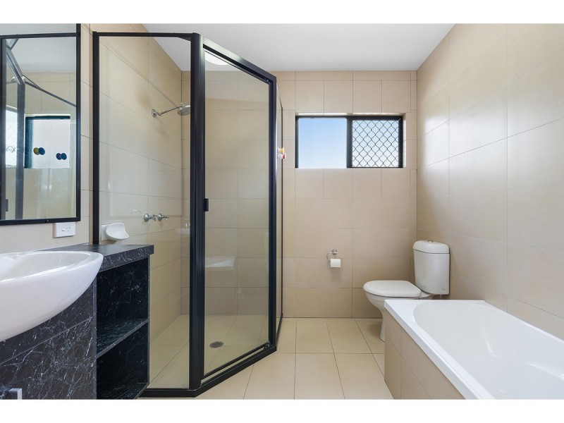 6 Constantia Crescent, Frenchville QLD 4701