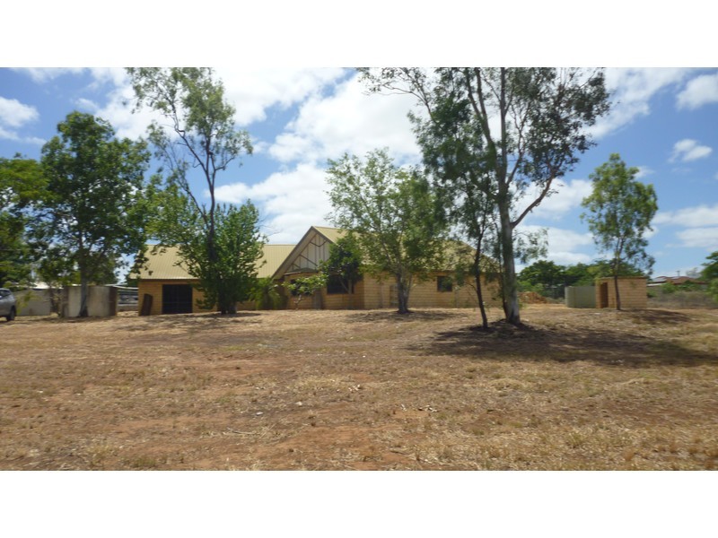 133 Somerset Road, Gracemere QLD 4702