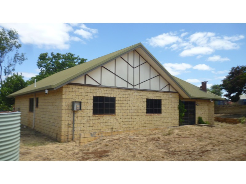 133 Somerset Road, Gracemere QLD 4702