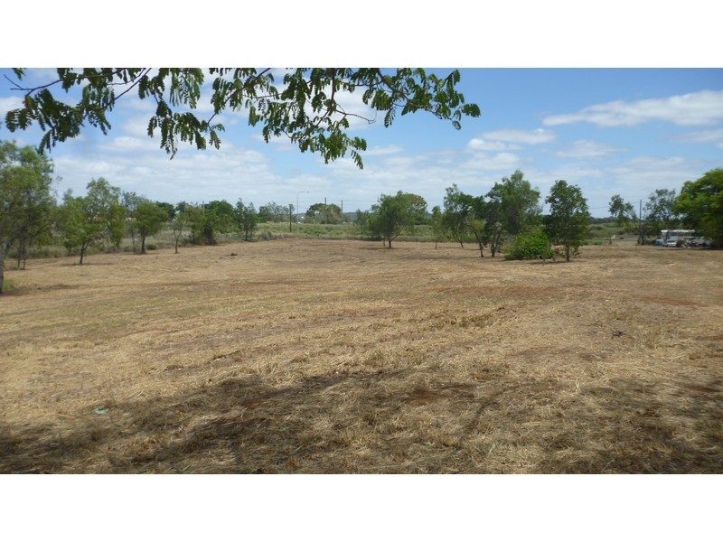 133 Somerset Road, Gracemere QLD 4702