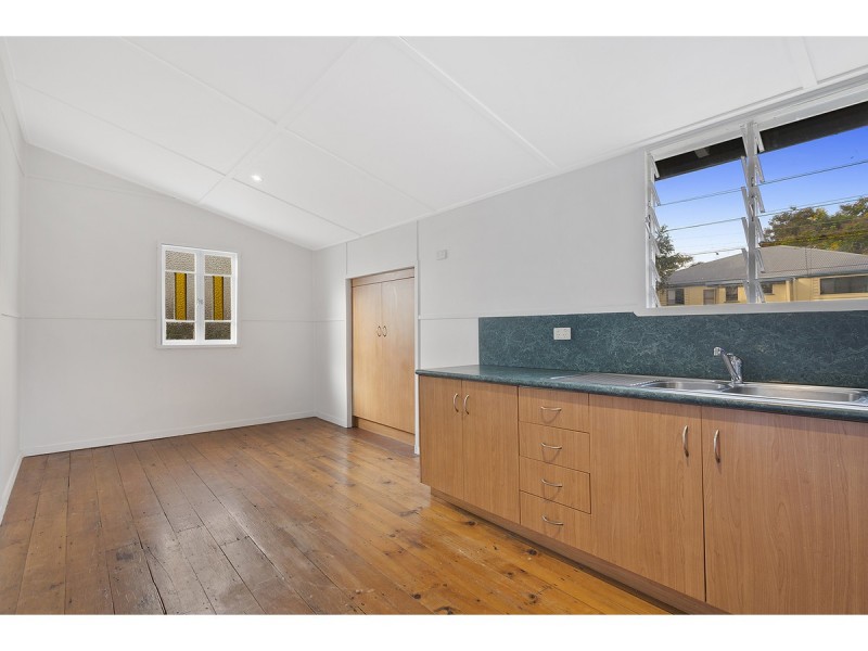 145 Murray Lane, The Range QLD 4700