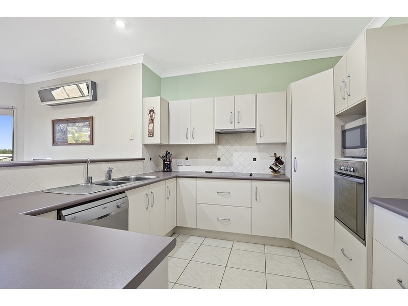 27 Huff Street, Gracemere QLD 4702