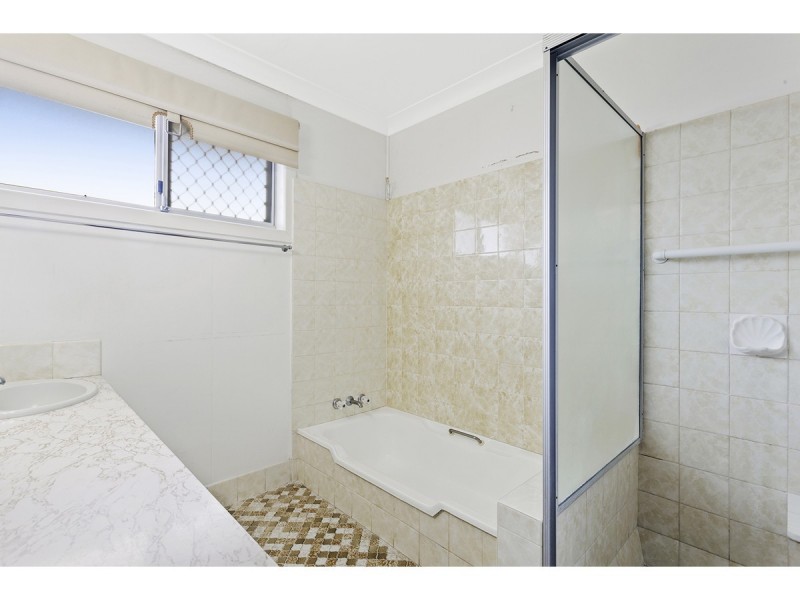 180 Lion Creek Road, Wandal QLD 4700