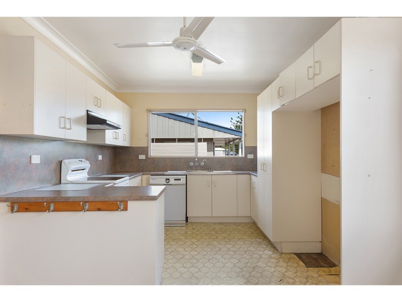 160 Cruikshank Street, Frenchville QLD 4701