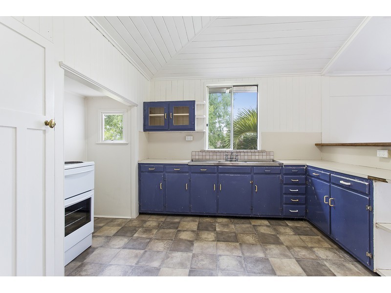 43 Armstrong Street, Berserker QLD 4701