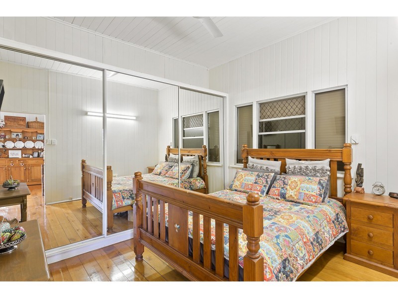 72 Haynes Street, Park Avenue QLD 4701