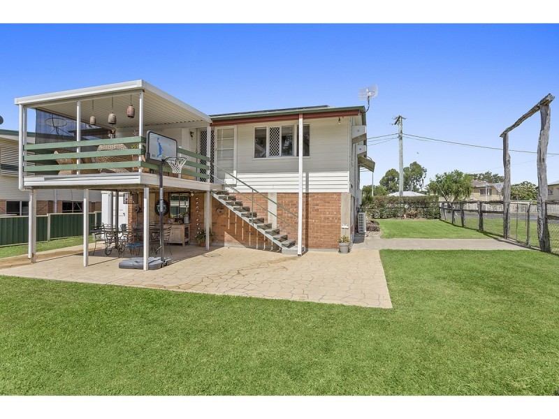 72 Haynes Street, Park Avenue QLD 4701