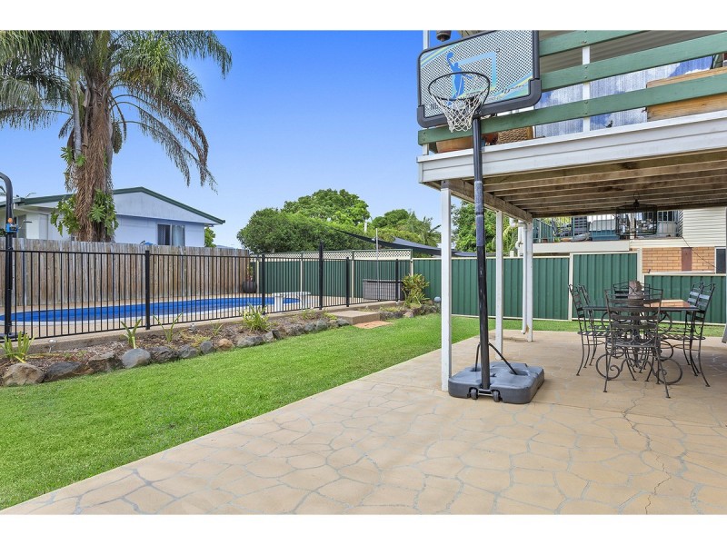 72 Haynes Street, Park Avenue QLD 4701