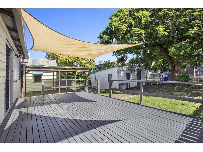 80 West Street, The Range QLD 4700