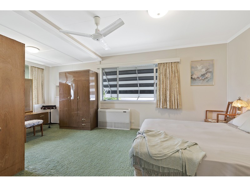 242 William Street, Allenstown QLD 4700