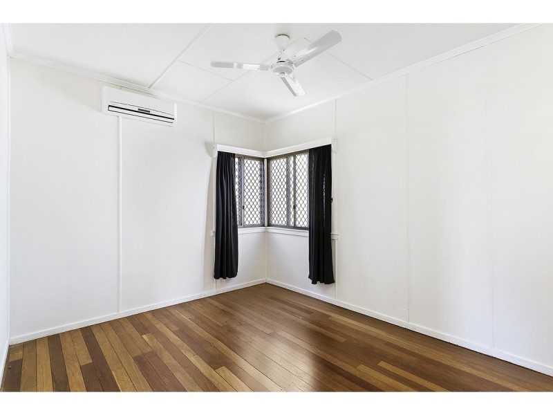 34 Bowen Terrace, The Range QLD 4700