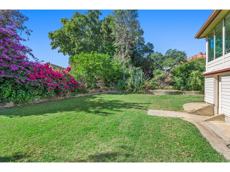 34 Bowen Terrace, The Range QLD 4700