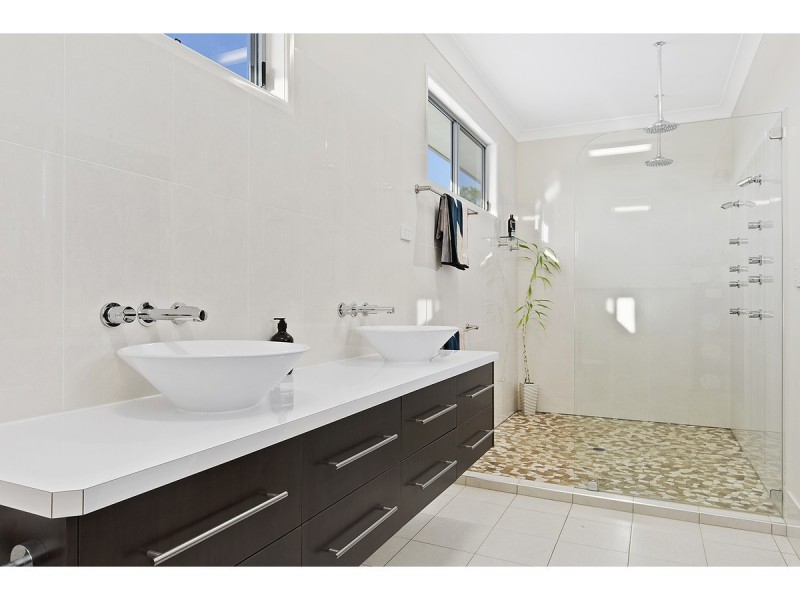 24 Gum Tree Avenue, Bouldercombe QLD 4702